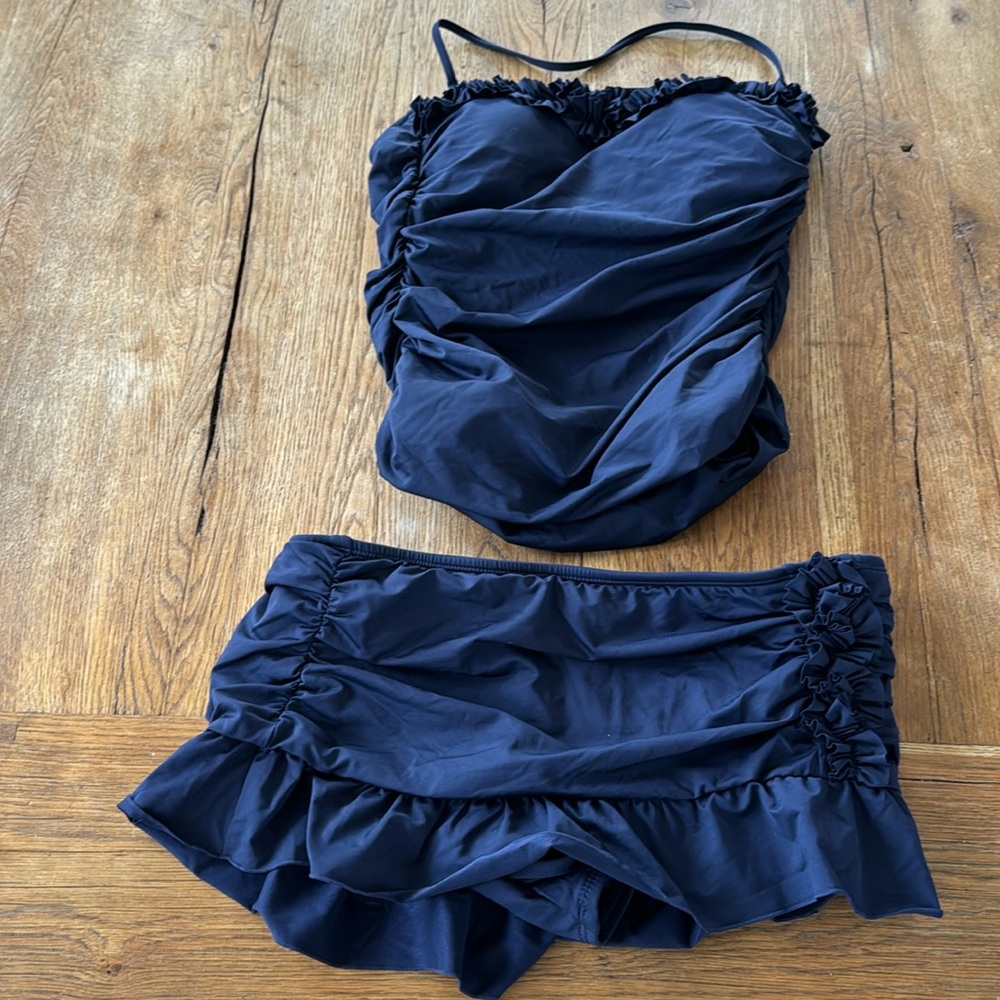 Kenneth Cole 2 piece swimwear Size Medium